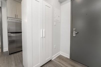 61 Parent Avenue - Photo 2 of 9