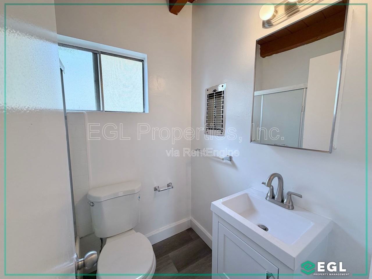 5833 Camerford Ave #04 - Photo 7 of 9