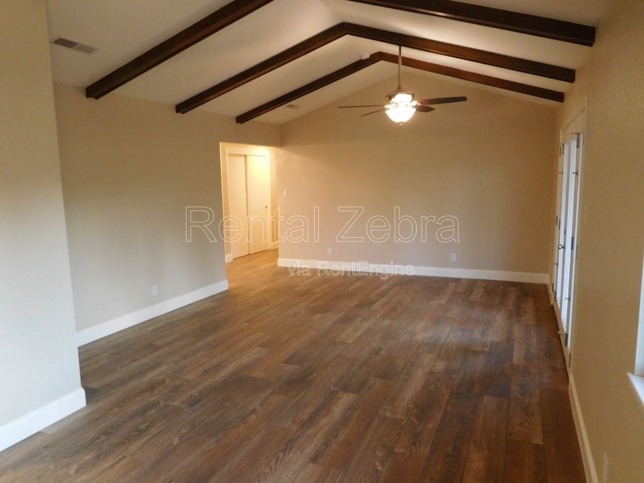 2877 El Camino Real - Photo 3 of 37