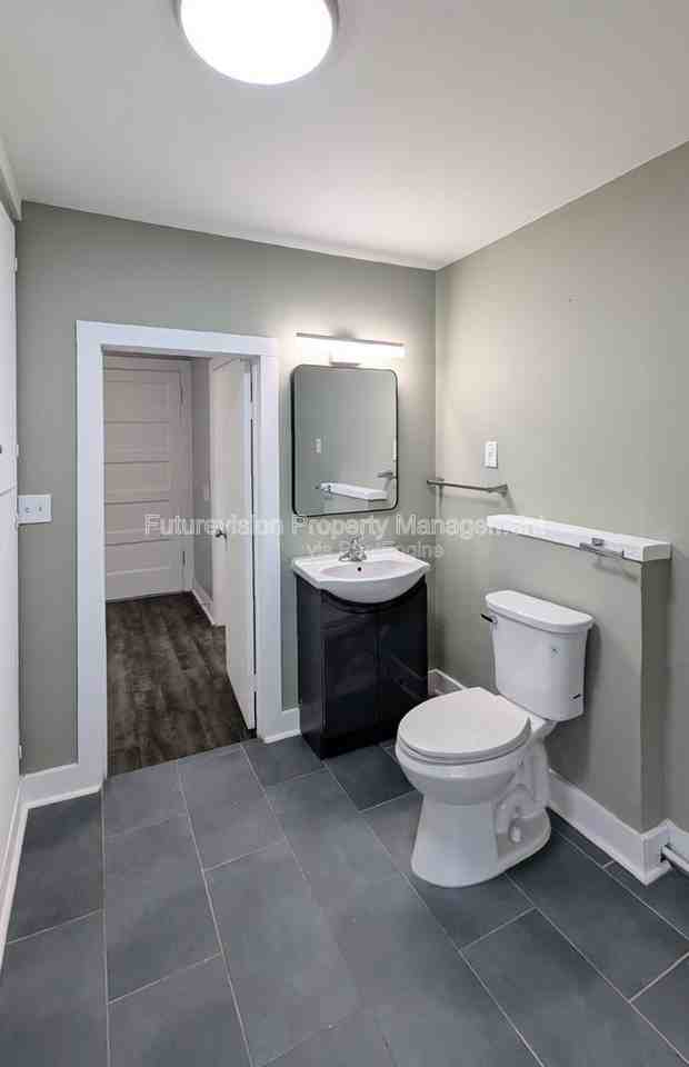 1405 Connor Ave #2 - Photo 6 of 9