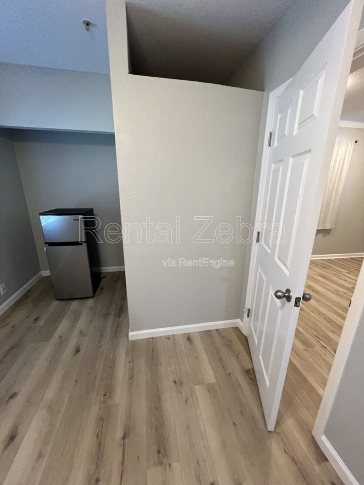 343 Arlen Dr #D - Photo 7 of 19