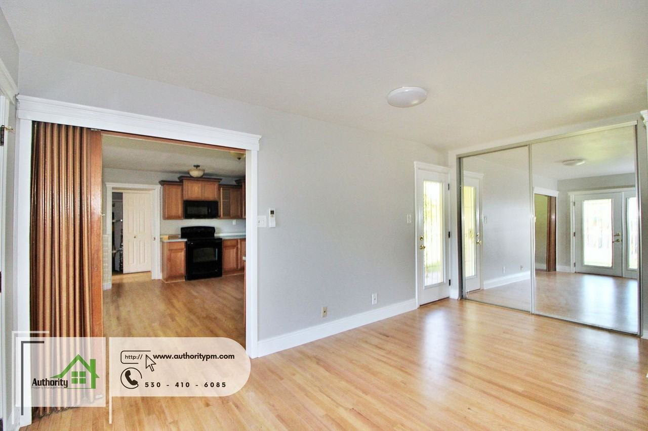 3773 Ricardo Ave - Photo 6 of 22