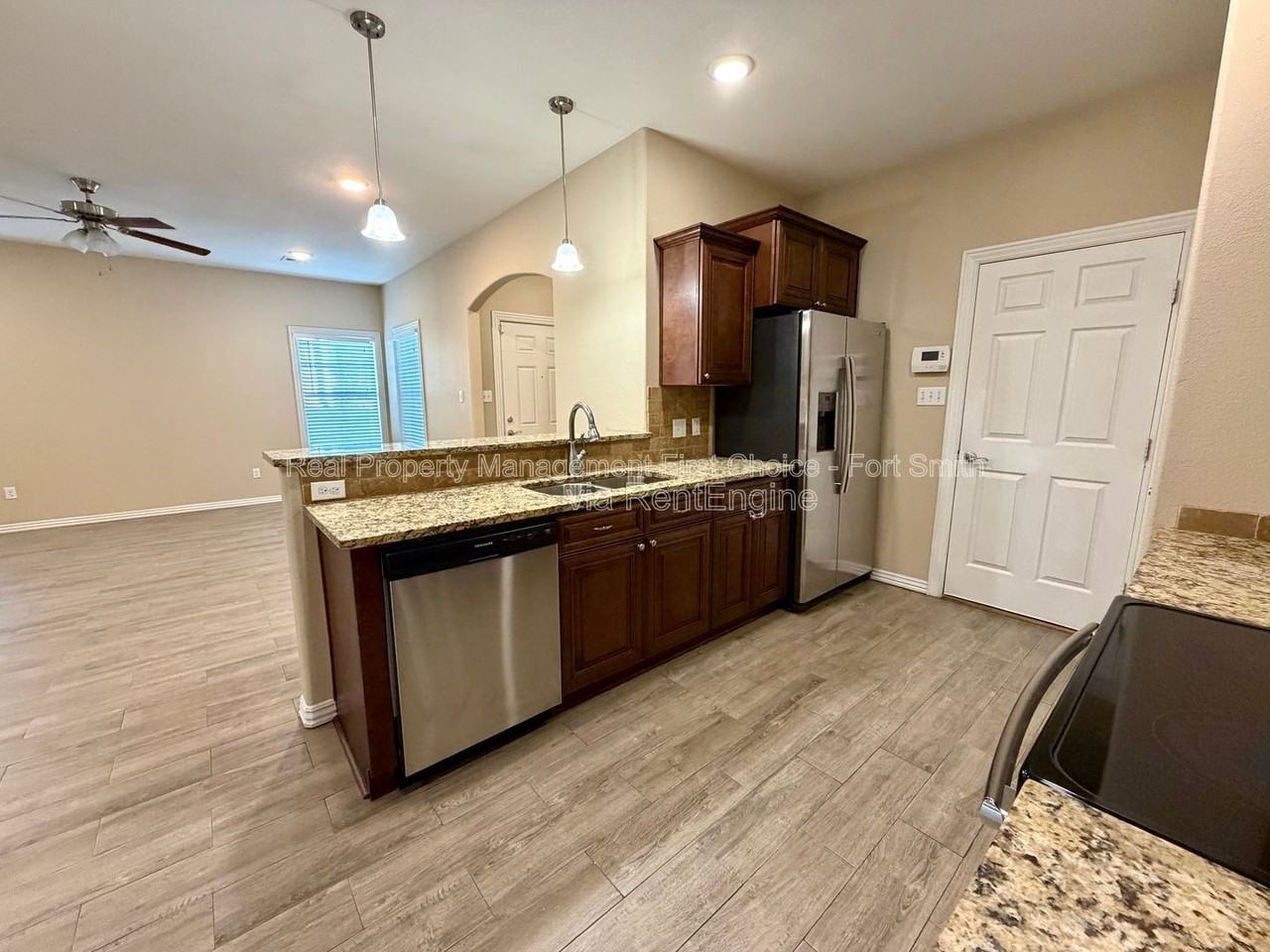 9720 Haven Blvd - Photo 5 of 16