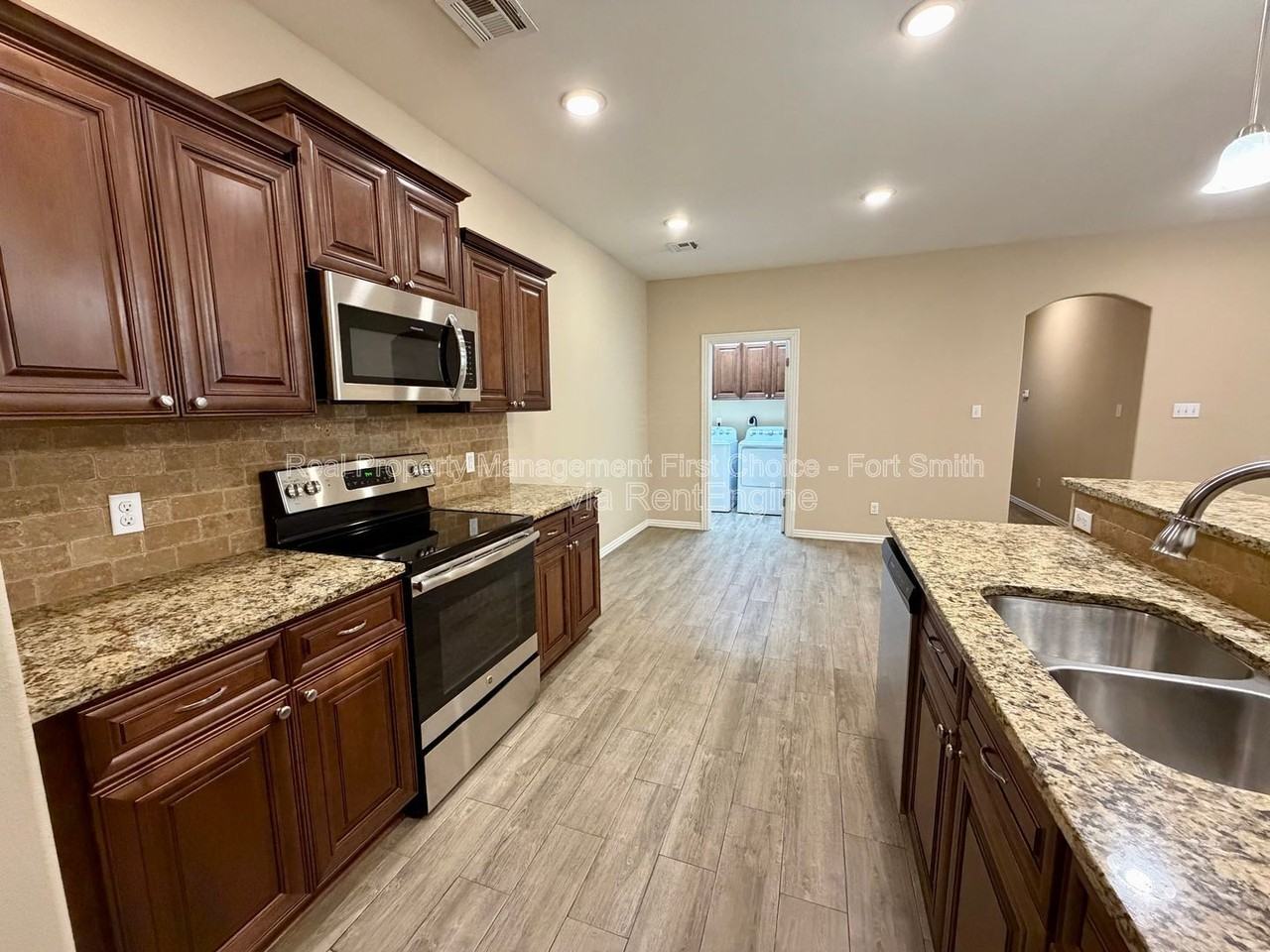 9720 Haven Blvd - Photo 6 of 16