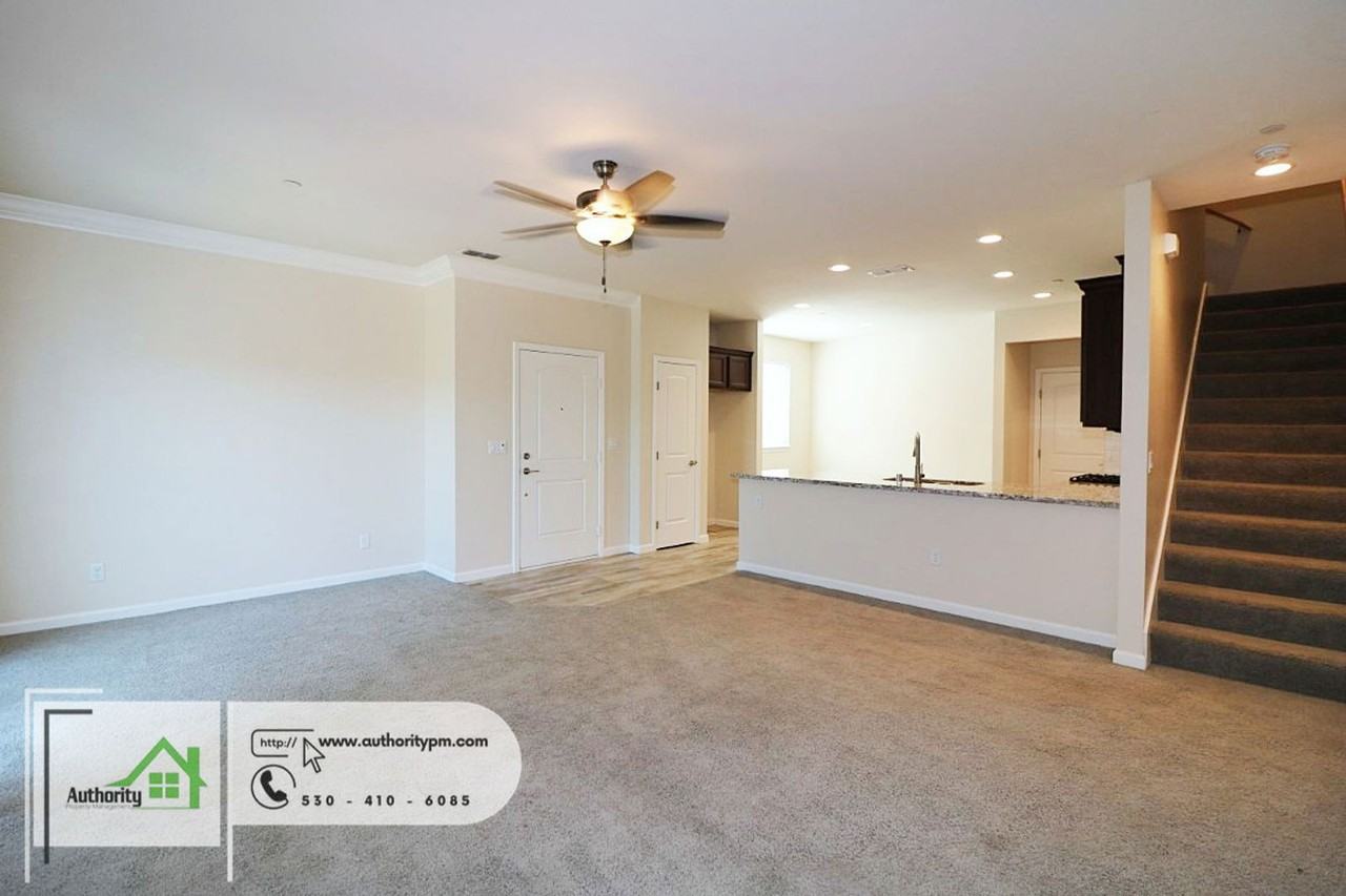 810 Mission De Oro Dr - Photo 5 of 26