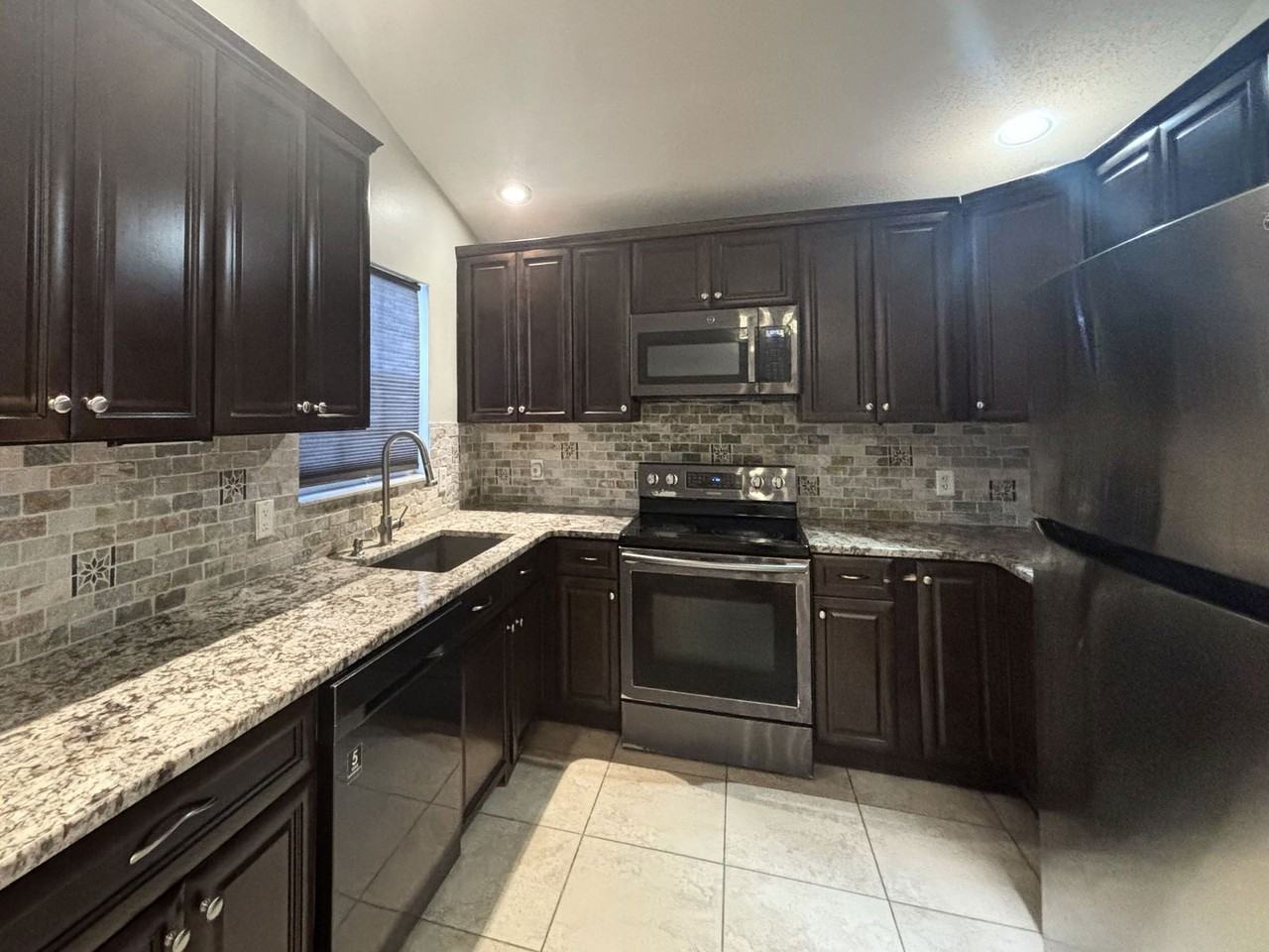 12718 Whiterapids Dr - Photo 6 of 15