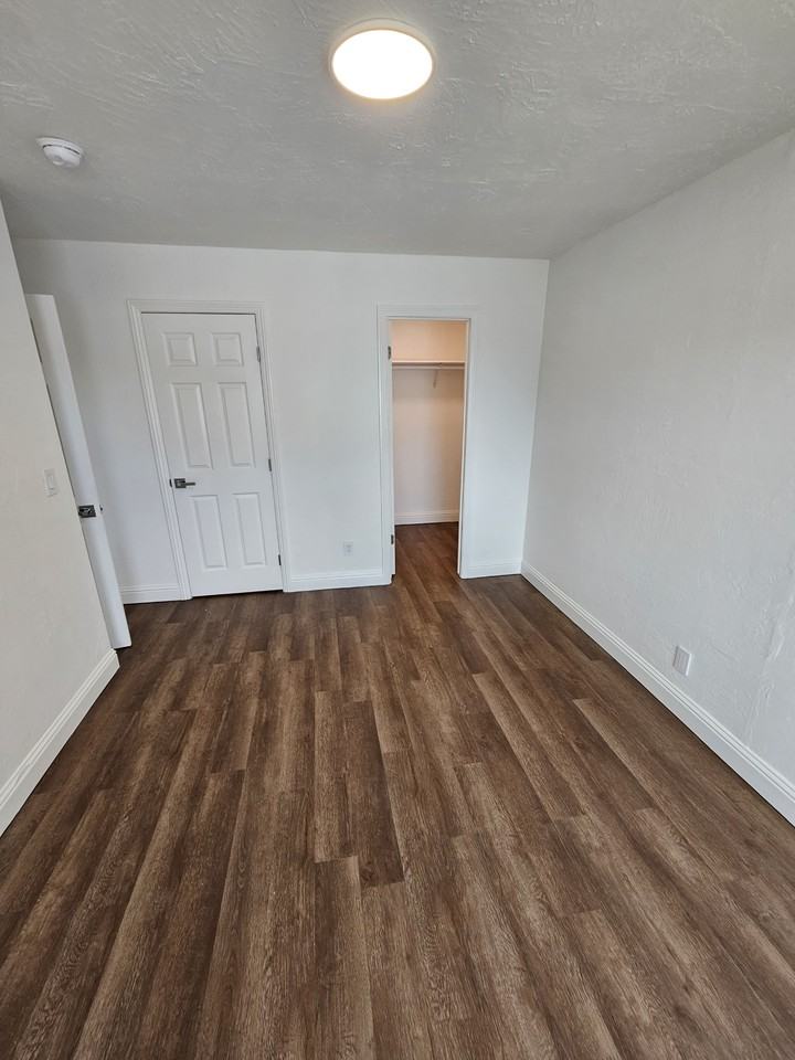 9527 Kelley Dr #9527 - Photo 3 of 7