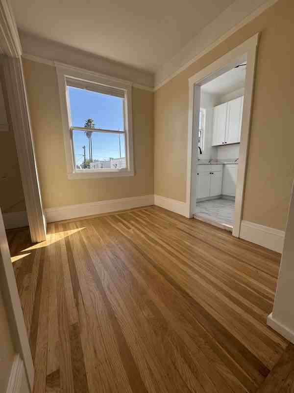 3465 22nd St - Photo 6 of 10