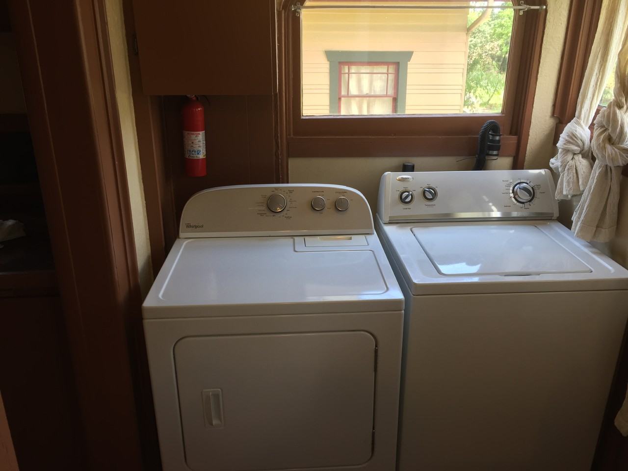 105 125th St E - Photo 6 of 10