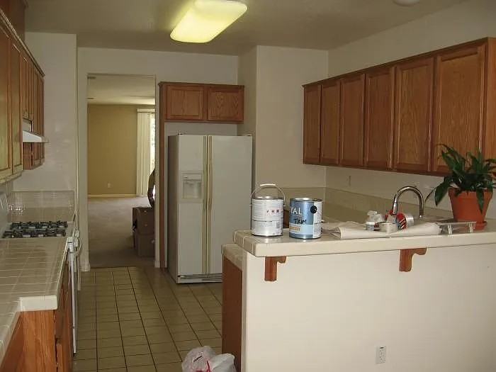 1091 Cabernet Ct - Photo 2 of 10