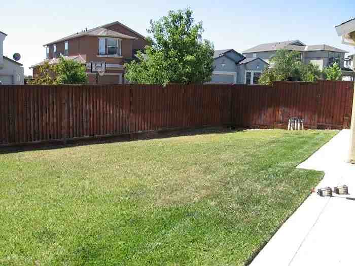 1091 Cabernet Ct - Photo 3 of 10