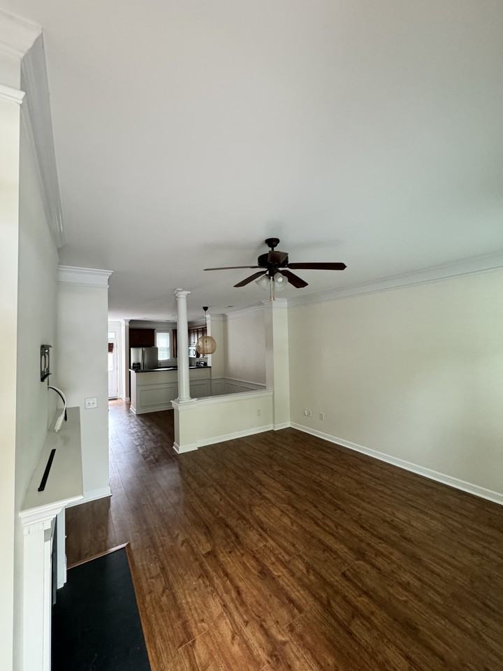 9828 Longstone Ln - Photo 5 of 18