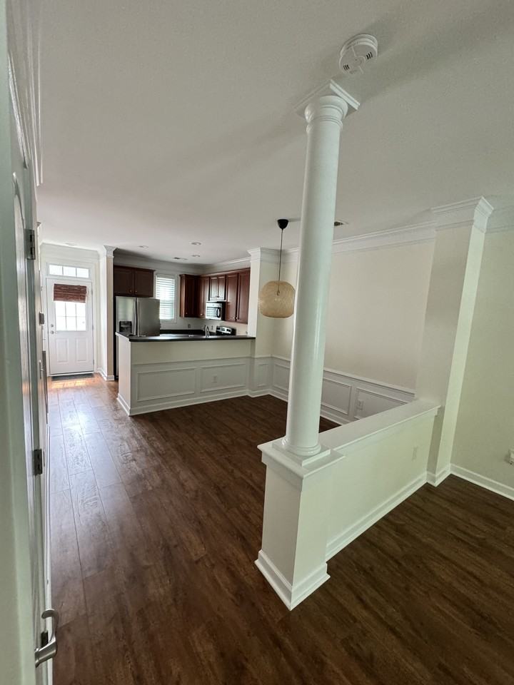 9828 Longstone Ln - Photo 6 of 18