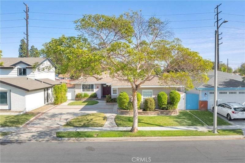 3480 Lilly Ave - Photo 2 of 20