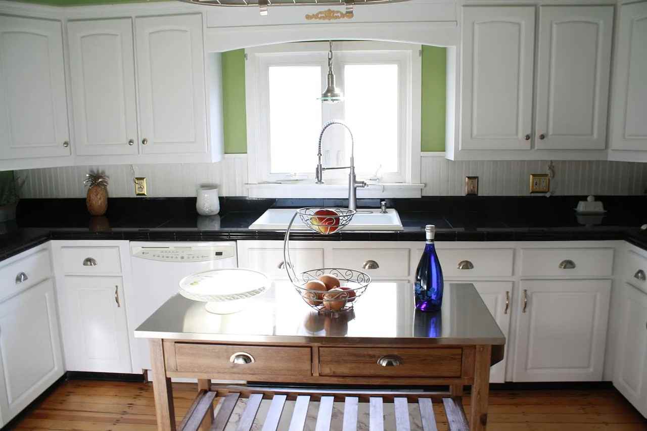 68W Narragansett Ave - Photo 6 of 13