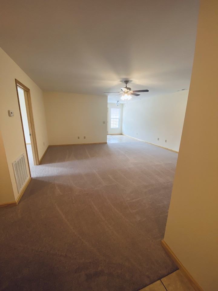 46 Sunshine Ln - Photo 5 of 11