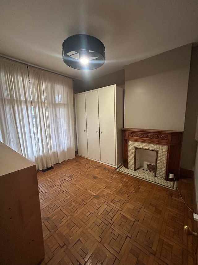 644 Dayton St #1 - Photo 3 of 16