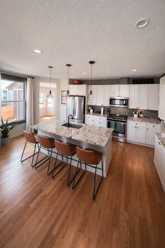 151 S Lincoln St - Photo 2 of 20