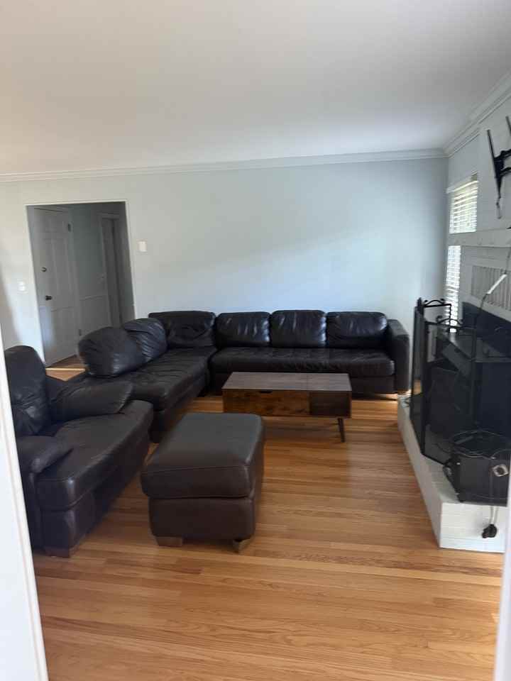 212 White Oak St - Photo 5 of 19