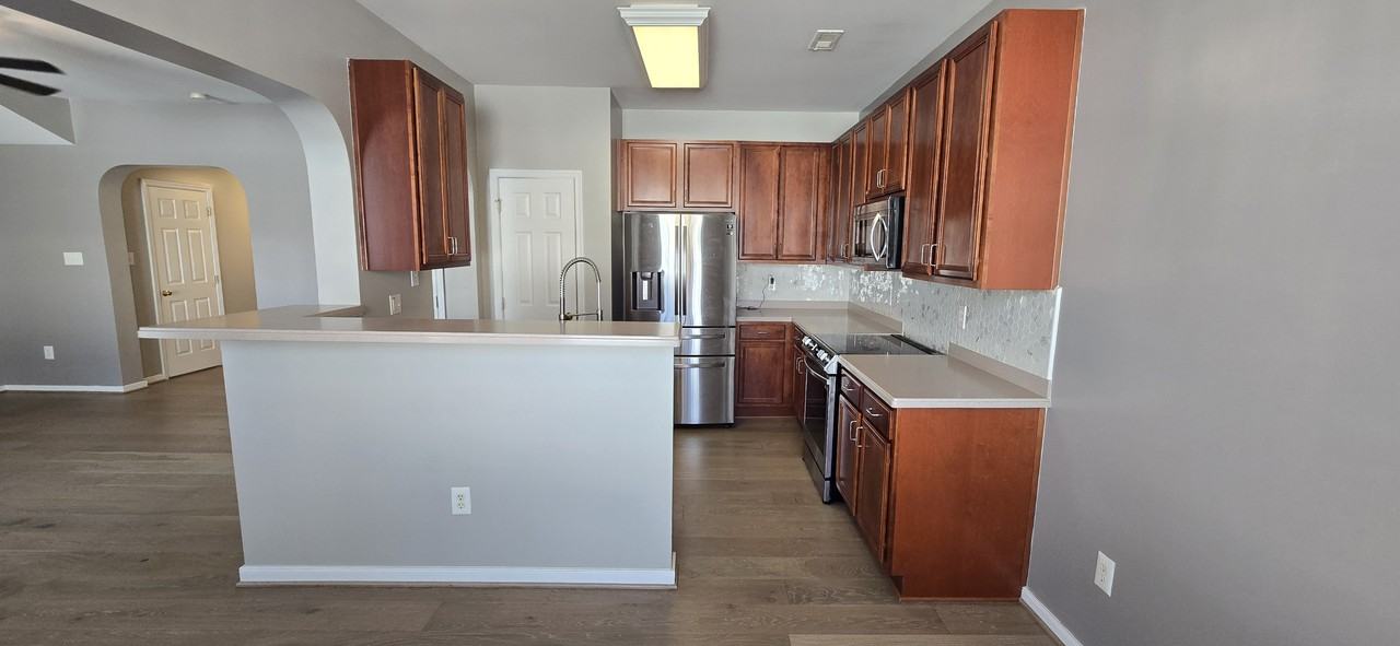 848 Parkland Pl - Photo 5 of 20