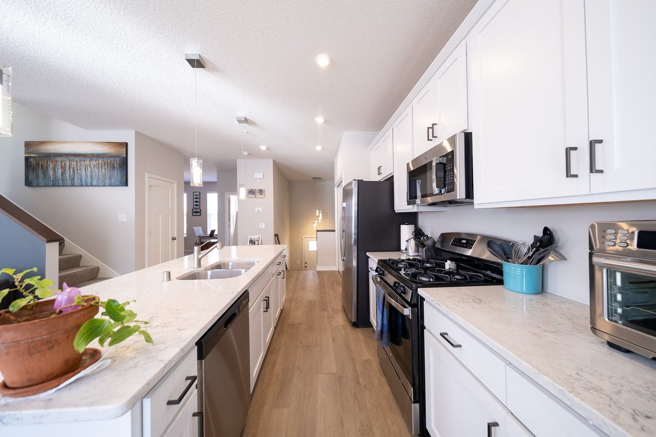 2209 Gateway Curv #1 - Photo 6 of 33