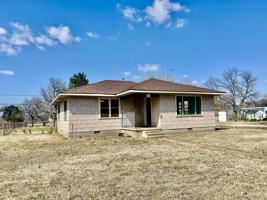 featured image of 300 E Main St #1