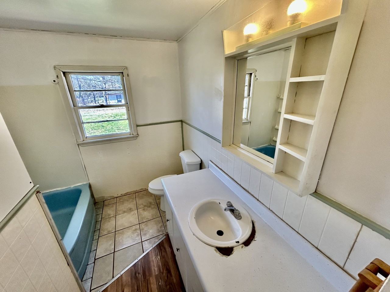 300 E Main St #1 - Photo 5 of 10