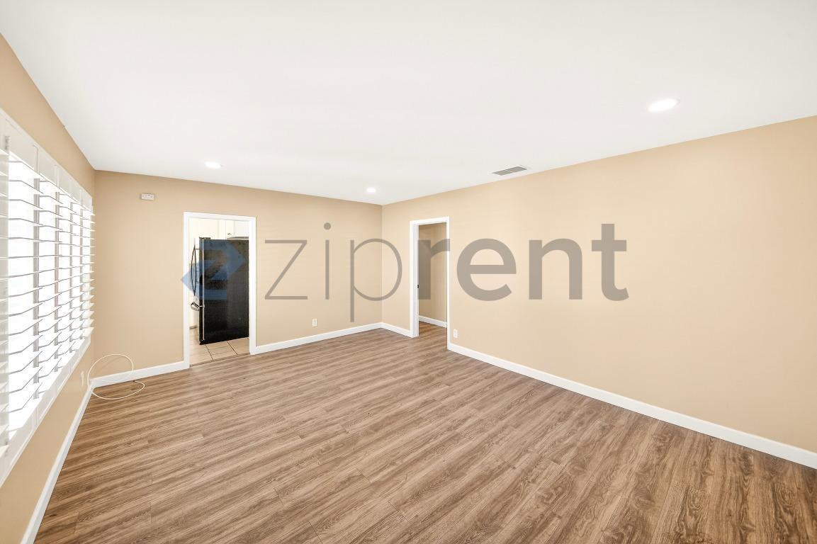 4029 Olive St - Photo 6 of 26