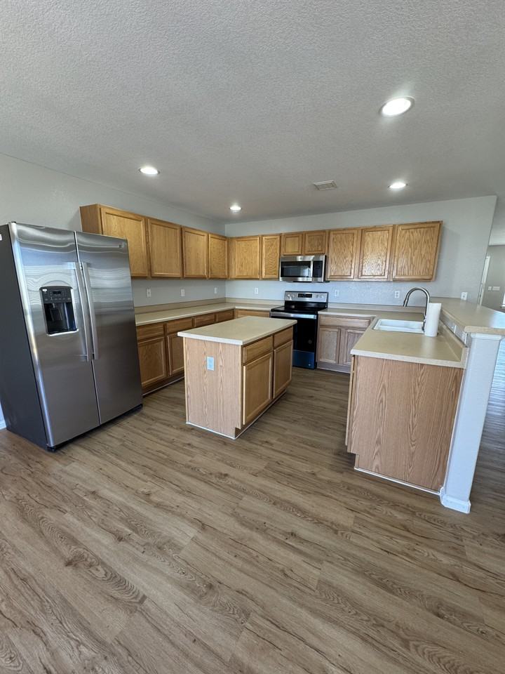 1416 S Ensenada St #1 - Photo 4 of 29