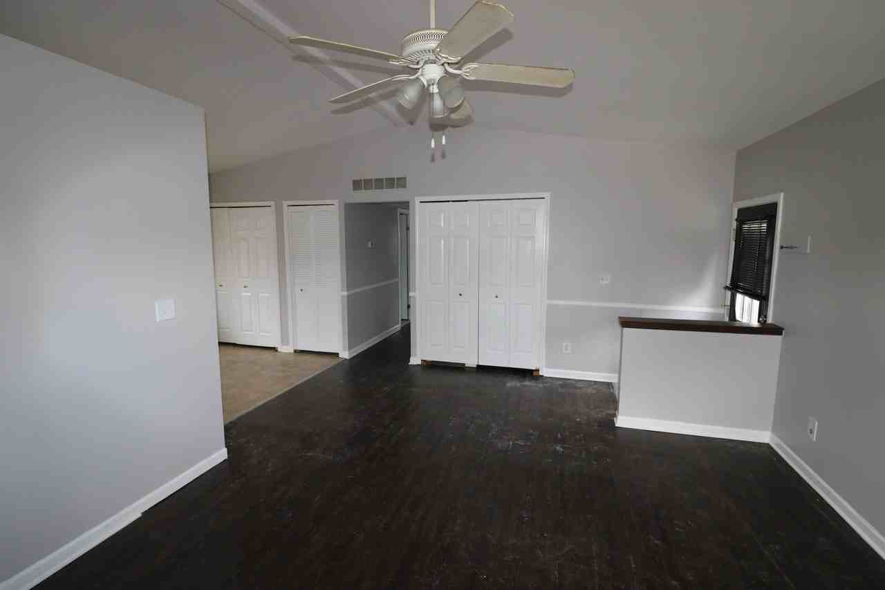 14896 Alberta Ave #1 - Photo 5 of 9