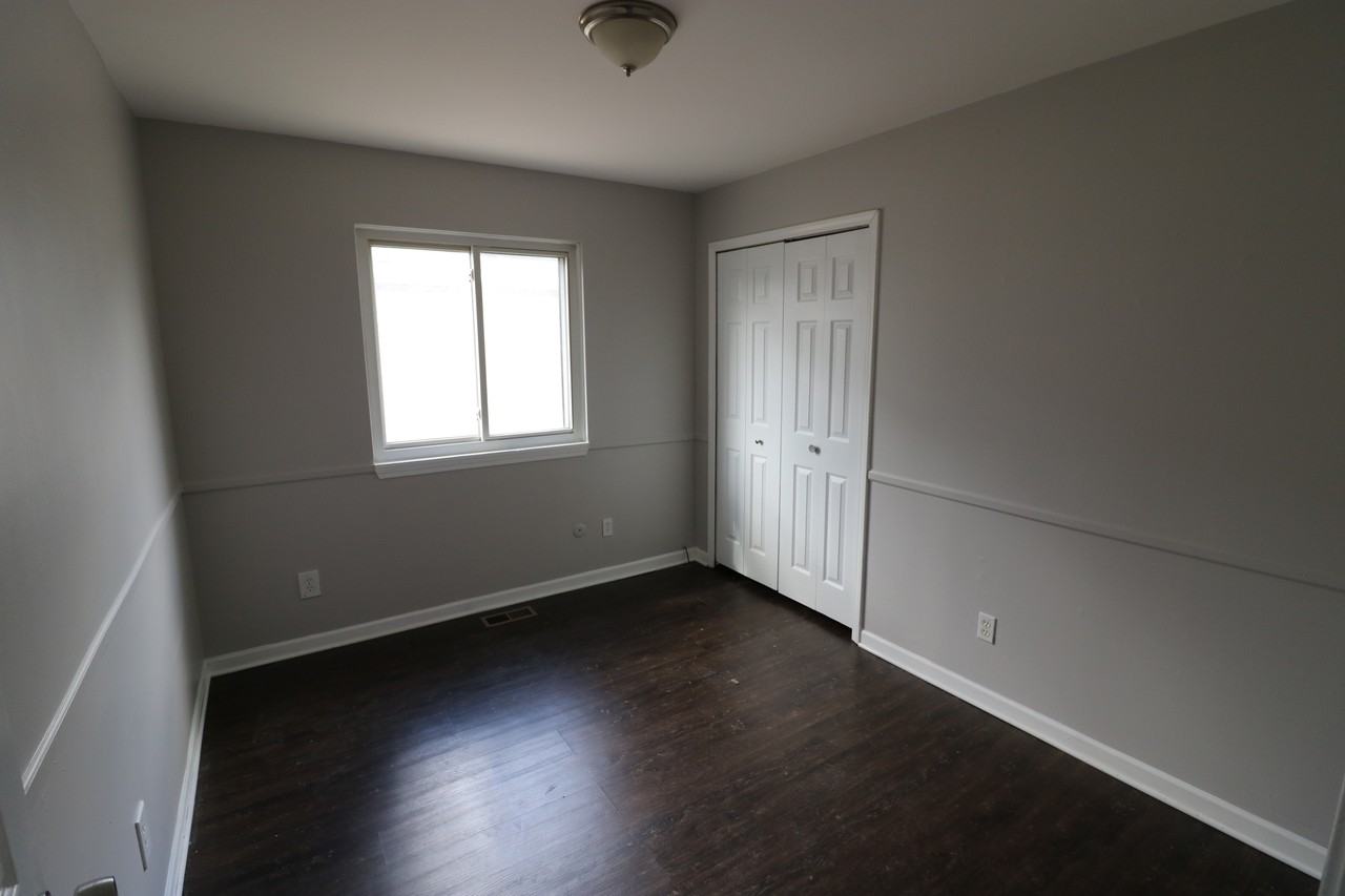 14896 Alberta Ave #1 - Photo 6 of 9