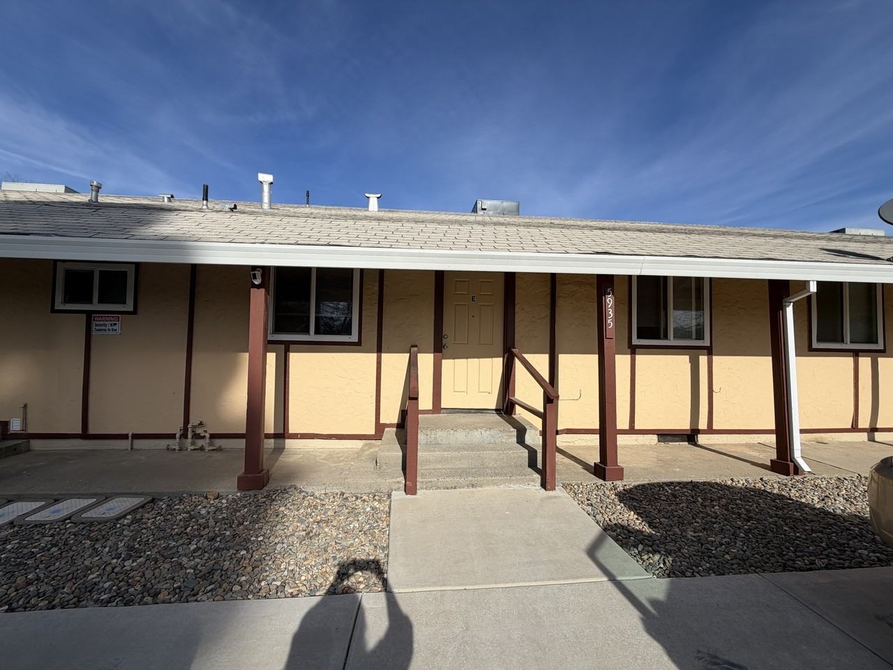 5935 Garden Avenue - Photo 3 of 13