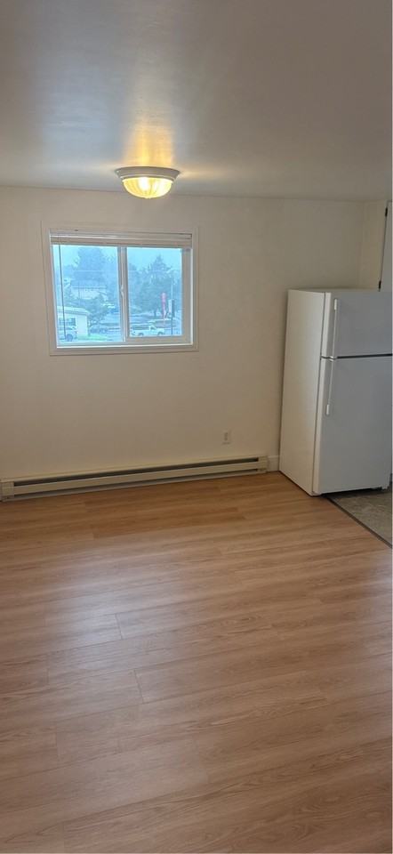 166 Northeast 8th Street - Photo 2 of 11