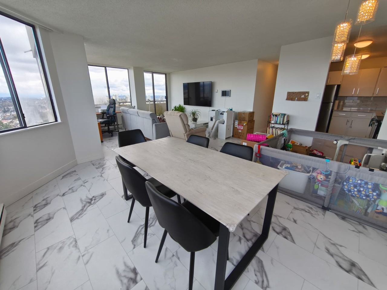 6540 Burlington Ave - Photo 3 of 13