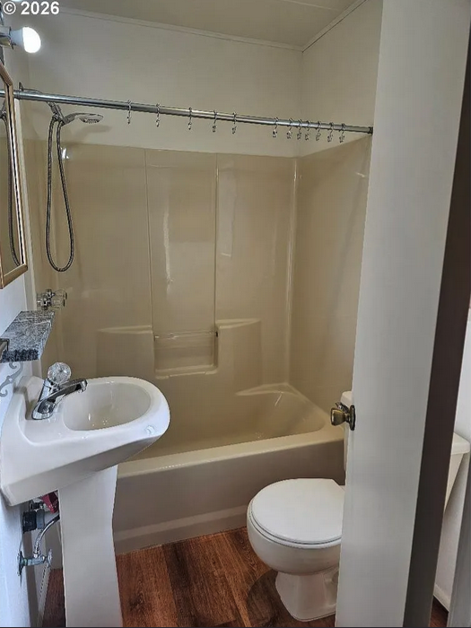 348 - Pacific Court - Photo 3 of 8