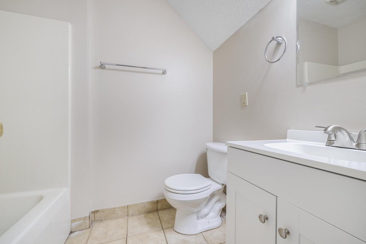 (Holston) Olde Towne Lofts - Photo 6 of 10