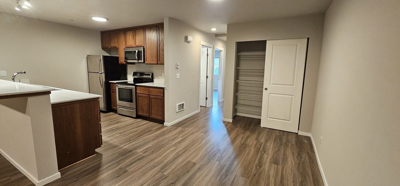 A15713-B202 - Photo 6 of 20