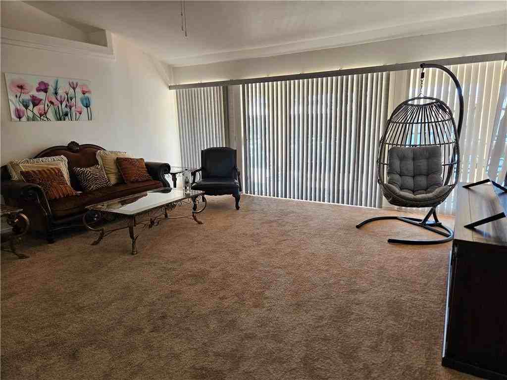 2048 E Lago Grande Bay - Photo 3 of 22