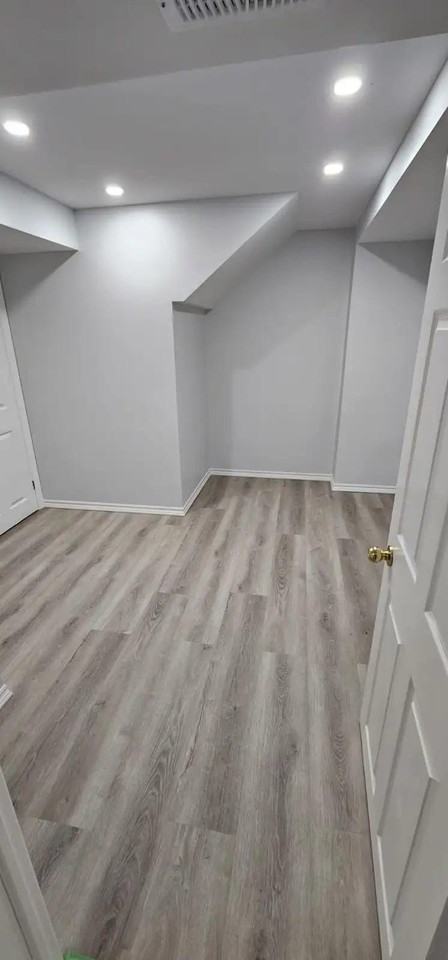 91 Vivians Cres - Photo 3 of 6