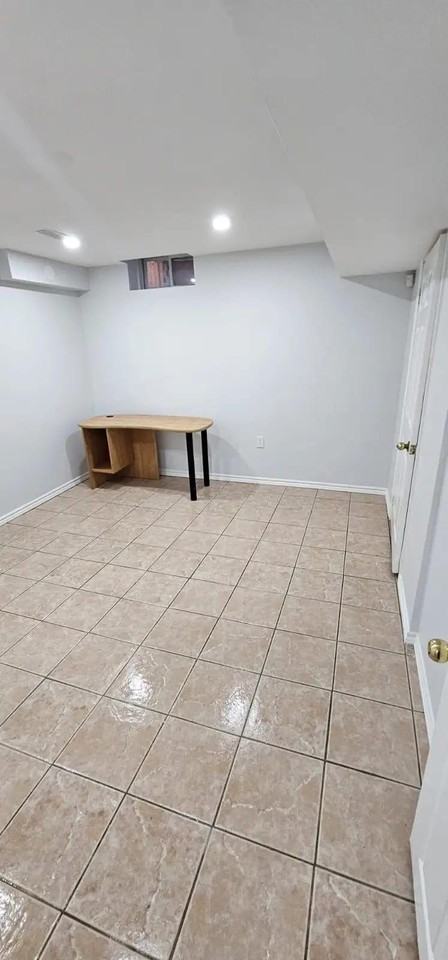 91 Vivians Cres - Photo 6 of 6