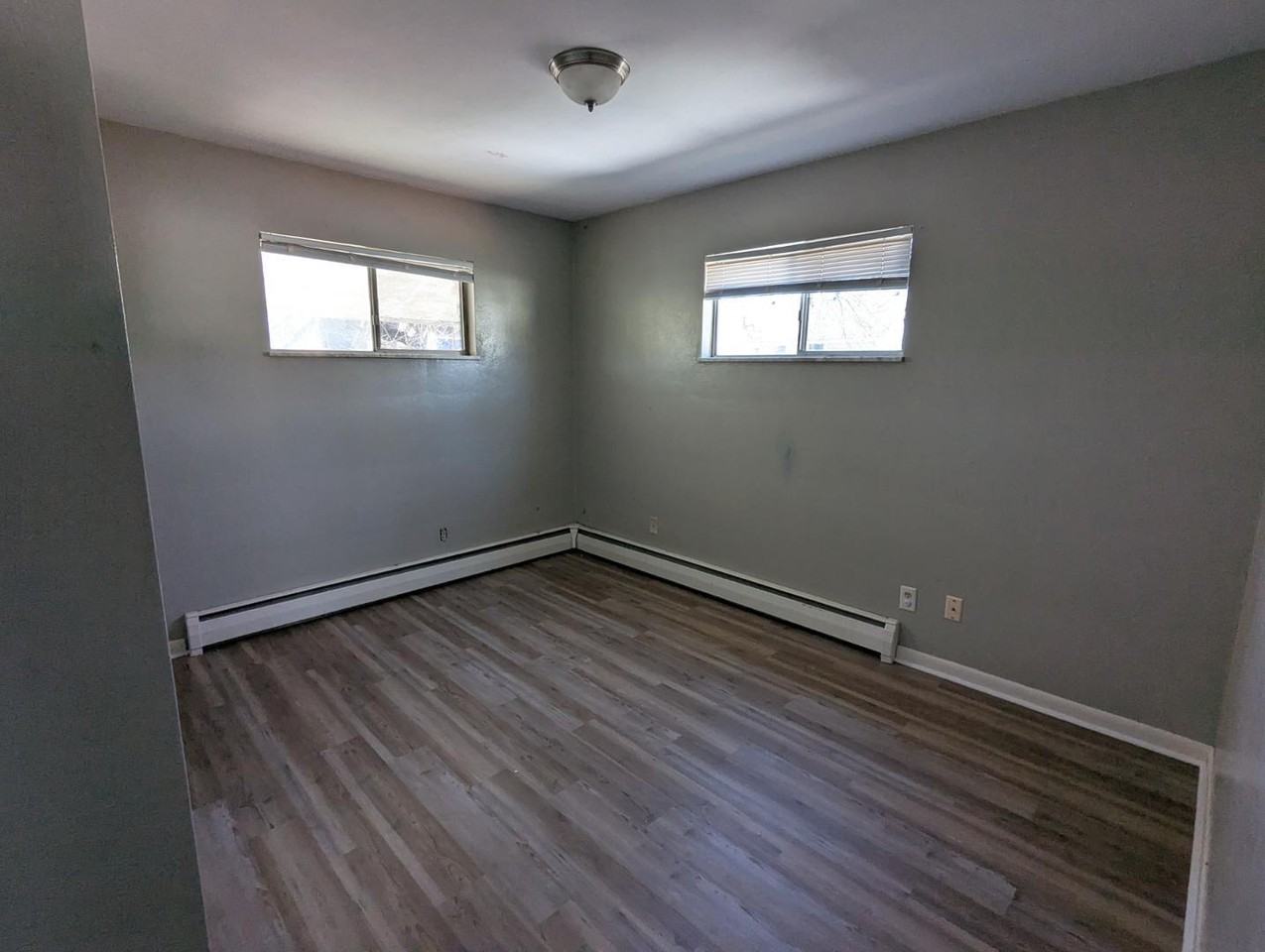 1147 Berdan Ave #4 - Photo 3 of 6