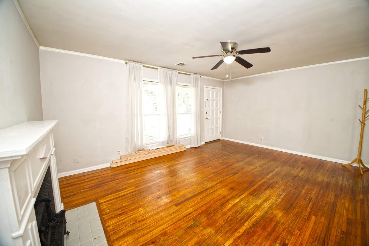 718 S Quebec Ave #1 - Photo 5 of 38