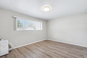 featured image of 1475 Ontario Ln