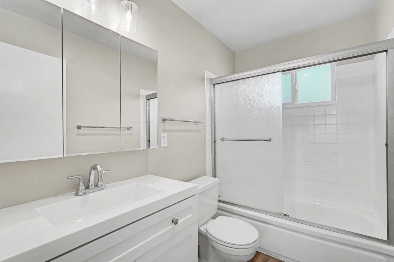 1475 Ontario Lane, Unit B - Photo 5 of 50