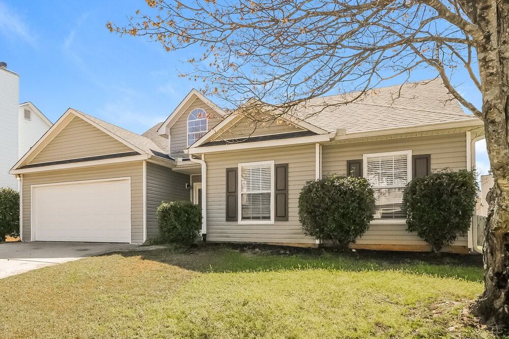 433 Summer Hill Cir - Photo 3 of 16