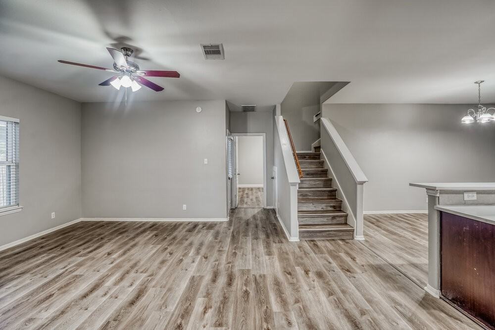 6006 Lovage Ave - Photo 4 of 17