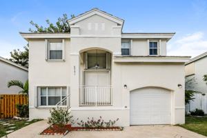 featured image of 6701 Fern St