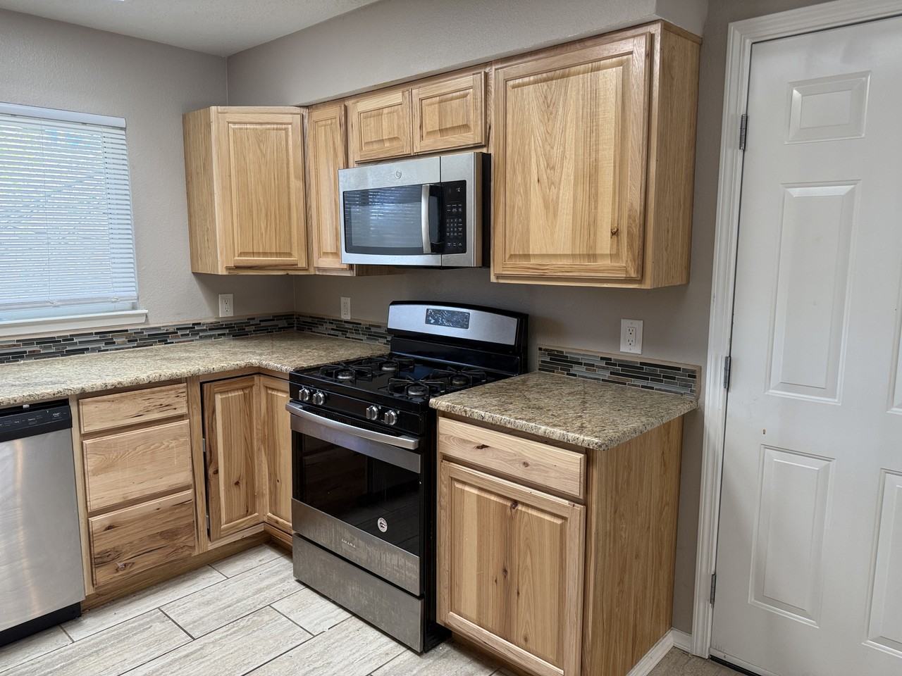 4221 Penelope Pl Ne #1 - Photo 6 of 25