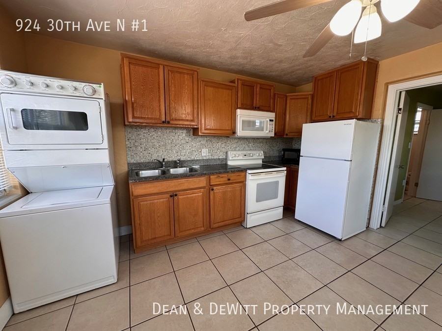 924 30th Ave N - Photo 3 of 9