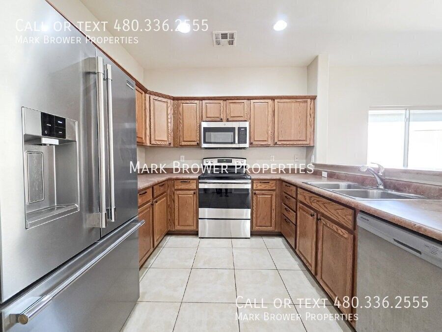 1158 E Blackfoot Daisy Dr - Photo 5 of 21